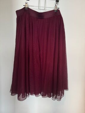 Torrid Burgundy Midi Tulle Skirt, Size 1